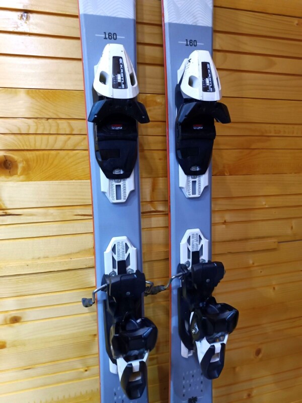 LYŽE KASTLE DX 84 160CM